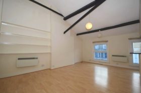 1 bedroom Flat to re...